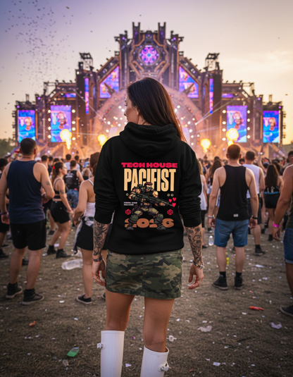 Masculogue® „Tech House Pacifist Soldier“ – Premium Hoodie (Unisex)