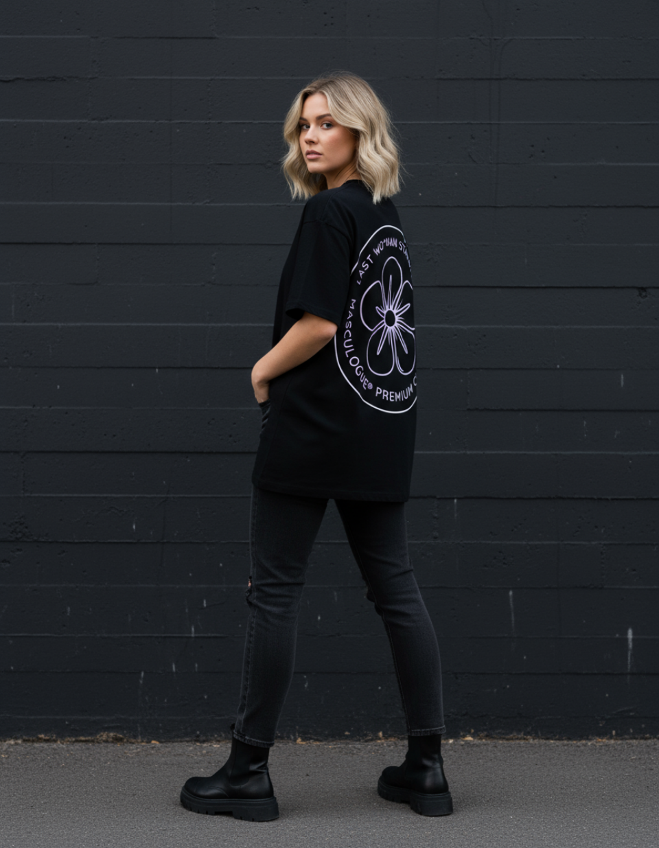 Masculogue® „Last Wo*Man Standing“ – Oversized Shirt